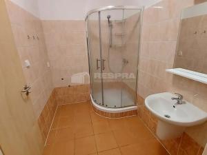 Pronájem bytu 3+1, Praha - Břevnov, Šlikova, 70 m2