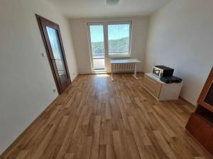 Pronájem bytu 1+1, Brno, Štouračova, 30 m2