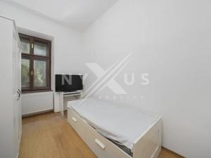 Pronájem bytu 2+kk, Praha - Vyšehrad, Neklanova, 38 m2