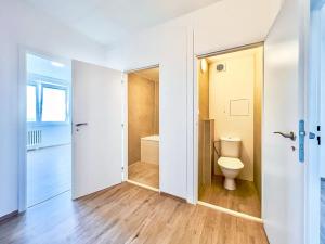 Pronájem bytu 3+1, Praha - Háje, Matúškova, 70 m2