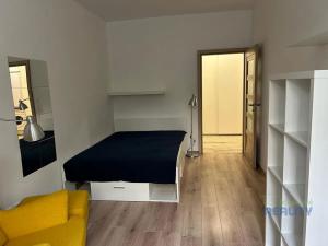 Pronájem bytu 2+kk, Praha - Nusle, Nad Jezerkou, 45 m2