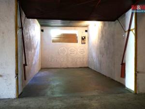 Pronájem garáže, Plzeň - Jižní Předměstí, Brožíkova, 15 m2
