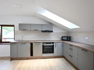 Pronájem rodinného domu, Velké Karlovice, 100 m2