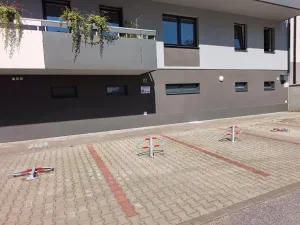 Prodej garážového stání, Jičín, Ruská, 14 m2