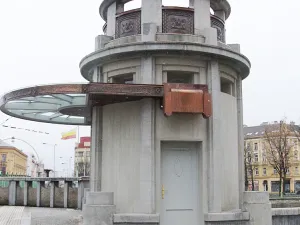 Pronájem obchodního prostoru, Hradec Králové, Mostecká, 6 m2