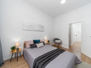 Prodej bytu 2+kk, Praha - Košíře, Holečkova, 45 m2