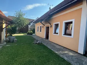 Prodej rodinného domu, Bělá pod Bezdězem, 910 m2