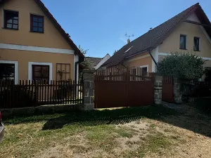 Prodej rodinného domu, Bělá pod Bezdězem, 910 m2