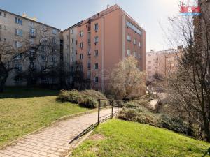 Pronájem bytu 2+kk, Praha - Vršovice, 28. pluku, 44 m2