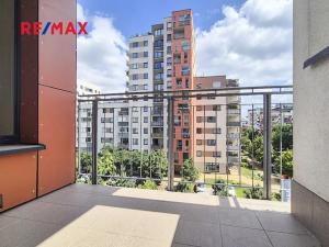 Pronájem bytu 1+kk, Praha - Vysočany, Pod Harfou, 32 m2