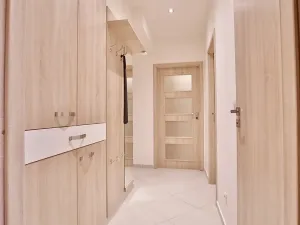 Pronájem bytu 2+kk, Praha - Ruzyně, Stochovská, 50 m2