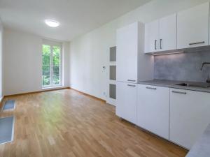 Pronájem bytu 2+kk, Praha - Košíře, Musílkova, 41 m2