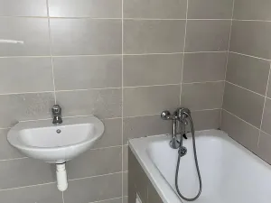 Pronájem bytu 2+1, Chomutov, Dřínovská, 62 m2