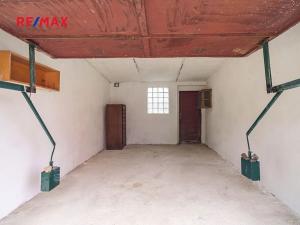 Prodej garáže, Měcholupy, 130 m2
