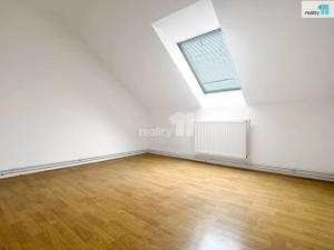 Pronájem bytu 3+1, Kroměříž, Chropyňská, 74 m2