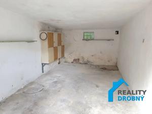 Pronájem garáže, Košťany, 20 m2