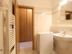 Prodej bytu 1+kk, Praha - Hostivař, Švehlova, 42 m2