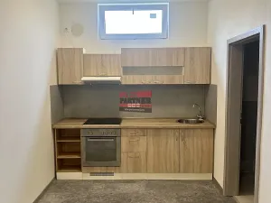 Pronájem bytu 2+kk, Lštění, Míru, 45 m2