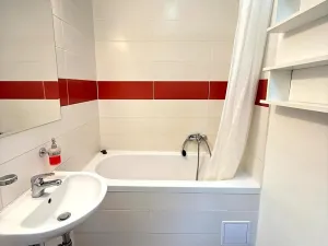 Pronájem bytu 1+1, Praha - Krč, V polích, 43 m2