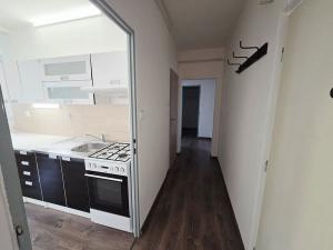 Pronájem bytu 2+1, Uherské Hradiště, Štěpnická, 58 m2