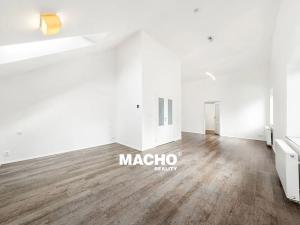 Pronájem rodinného domu, Kosoř, Školská, 380 m2
