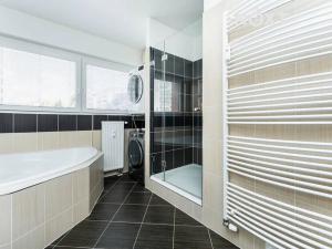 Pronájem bytu 4+kk, Praha - Horní Měcholupy, Nad přehradou, 118 m2