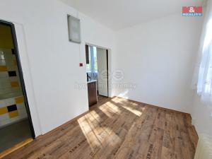 Pronájem bytu 2+1, Milevsko, J. A. Komenského, 57 m2