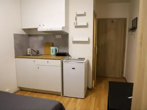 Pronájem bytu 1+kk, Praha - Háje, Hviezdoslavova, 18 m2