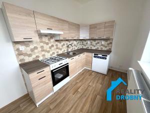Pronájem bytu 2+1, Děčín, 60 m2