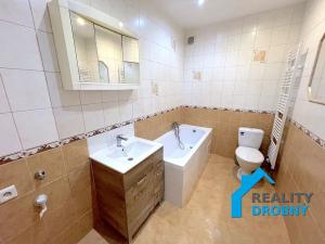 Pronájem bytu 2+1, Děčín, 60 m2