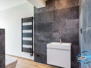 Prodej bytu 3+kk, Ostrava, U Lesa, 63 m2