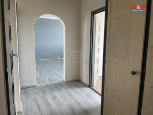 Pronájem bytu 3+1, Jablonec nad Nisou - Mšeno nad Nisou, U Kostela, 72 m2