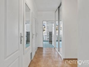 Prodej bytu 3+1, Praha - Kobylisy, Střelničná, 75 m2
