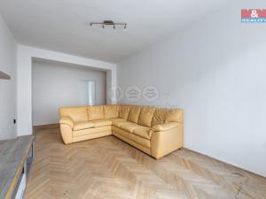 Prodej bytu 2+1, Bukovany, 51 m2