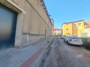 Prodej obchodního prostoru, Kladno, Kauckého, 51 m2