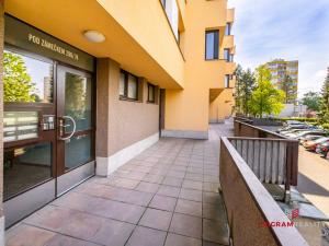 Pronájem bytu 2+kk, Hradec Králové - Třebeš, Pod Zámečkem, 66 m2