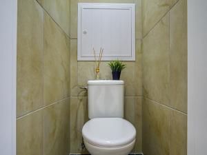Pronájem bytu 2+1, Chomutov, Rokycanova, 49 m2