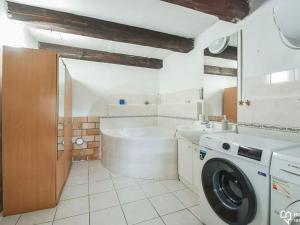 Prodej ubytování, Sobotín, 210 m2