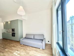 Pronájem bytu 2+kk, Praha - Smíchov, Grafická, 58 m2