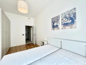 Pronájem bytu 2+kk, Praha - Smíchov, Grafická, 58 m2