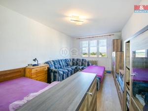 Prodej bytu 3+1, Toužim, Sídliště, 85 m2