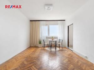 Prodej bytu 3+1, Medlov, 62 m2