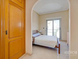 Prodej bytu 4+kk, Torrevieja, Španělsko, 133 m2