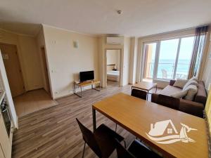 Prodej bytu 2+kk, Obzor, Bulharsko, 51 m2