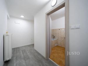 Pronájem bytu 2+1, Třeboň, Nádražní, 56 m2