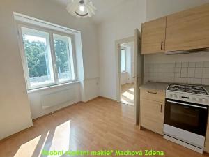 Pronájem bytu 2+kk, Praha - Žižkov, Jičínská, 49 m2
