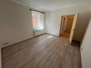 Pronájem bytu 2+kk, Velké Popovice, 50 m2
