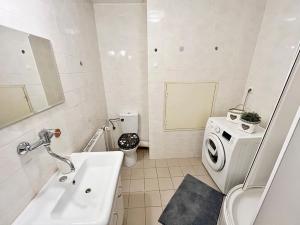 Prodej bytu 2+kk, Kralupy nad Vltavou, Lobeč, 43 m2