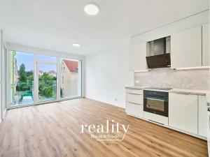Pronájem bytu 2+kk, Znojmo, Jarošova, 46 m2