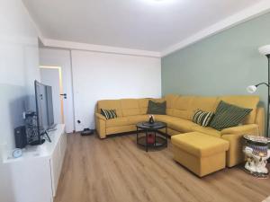 Prodej bytu 3+1, Praha - Řepy, Laudova, 75 m2